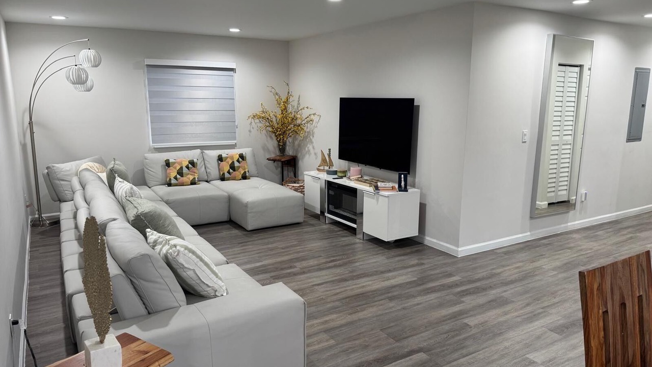 Photo of Livingroom in Deerfield Beach