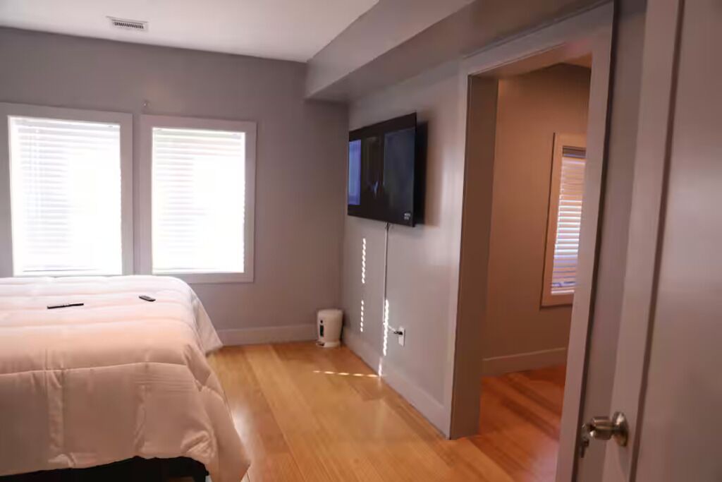 Photo of Bedroom in Forest Hill