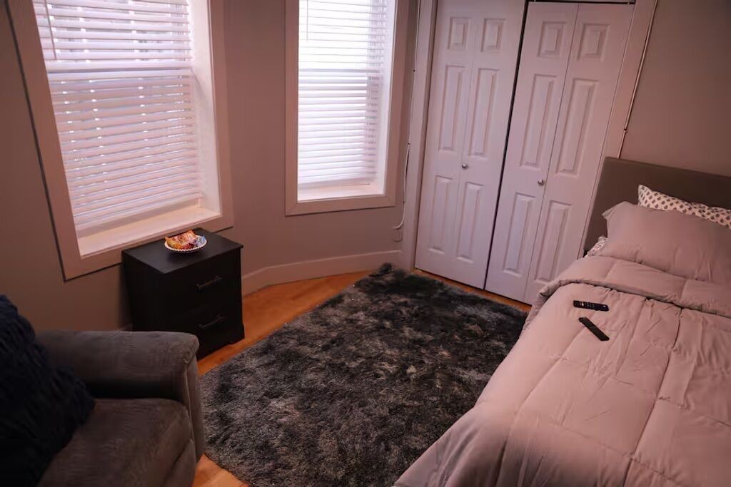 Photo of Bedroom in Forest Hill