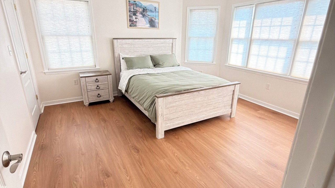Photo of Bedroom in Osborn Island