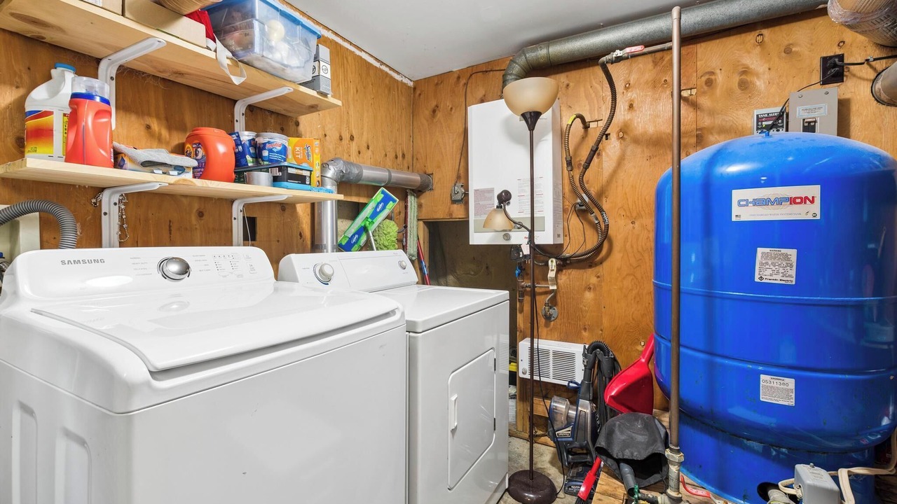 Photo of Bedroom in Columbia Falls