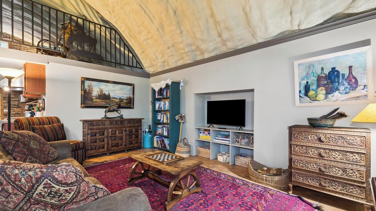Photo of Livingroom in Columbia Falls