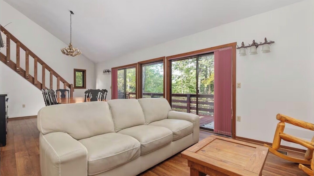Photo of Livingroom in Basye