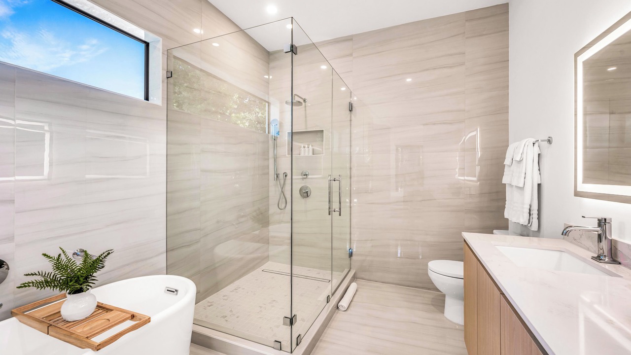 Photo of Bathroom in Harbordale