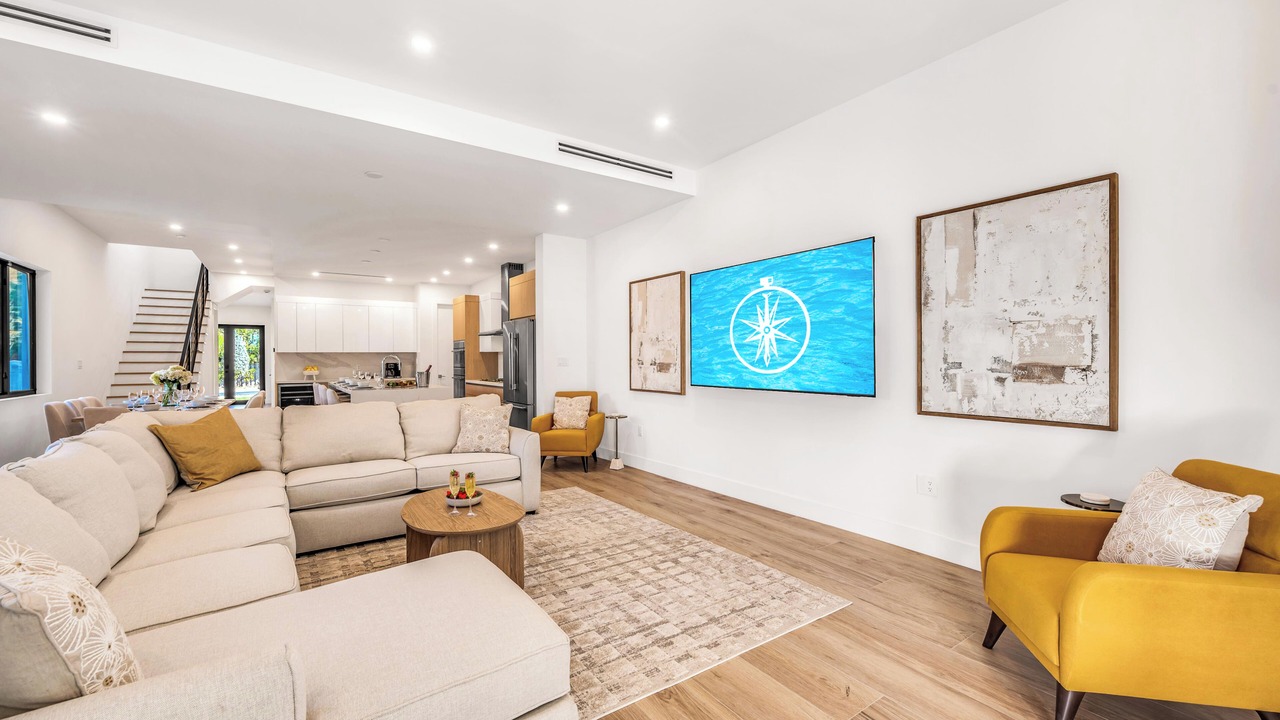 Photo of Livingroom in Harbordale
