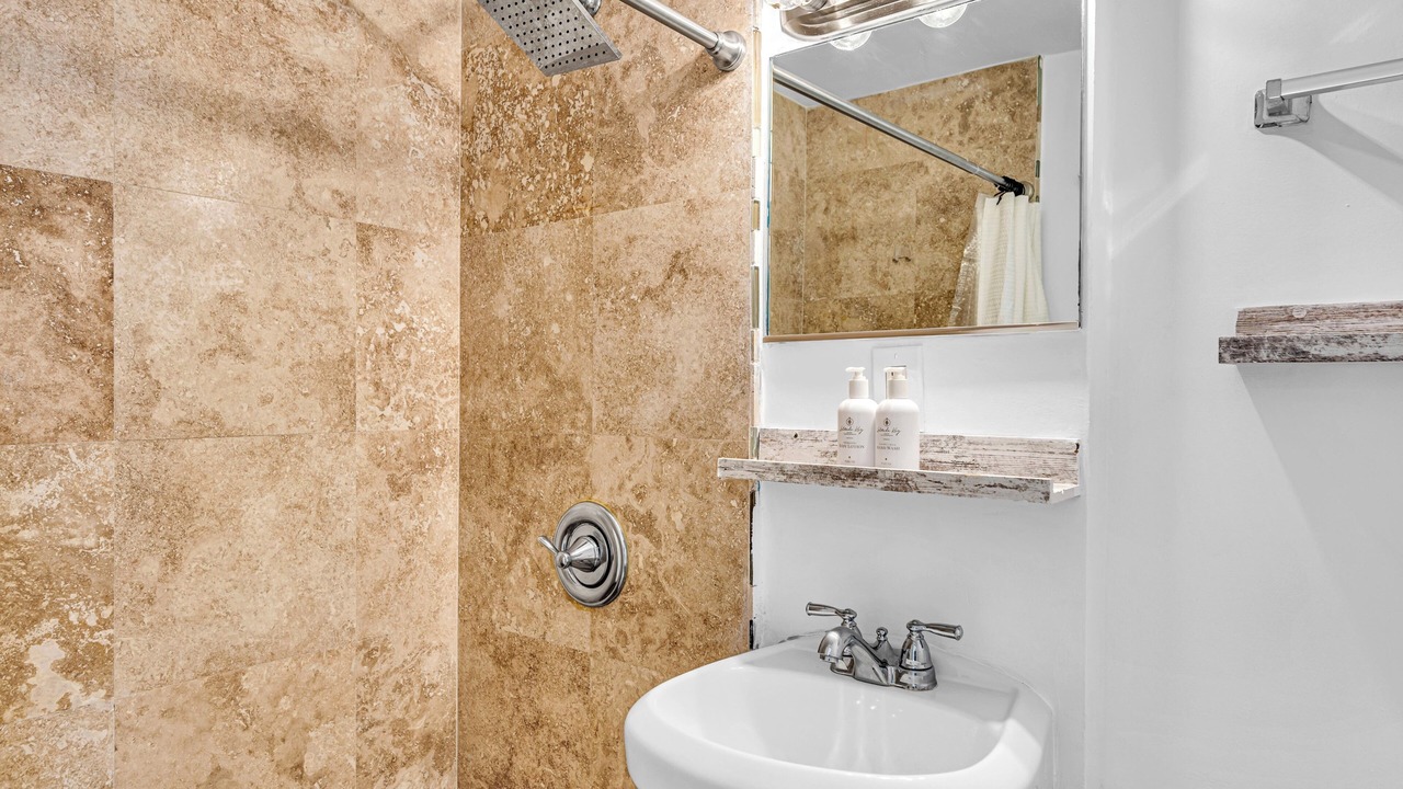 Photo of Bathroom in Lauderdale-by-the-Sea