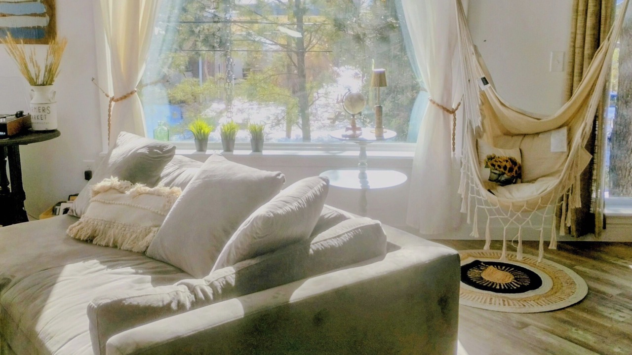 Photo of Livingroom in Little Creek