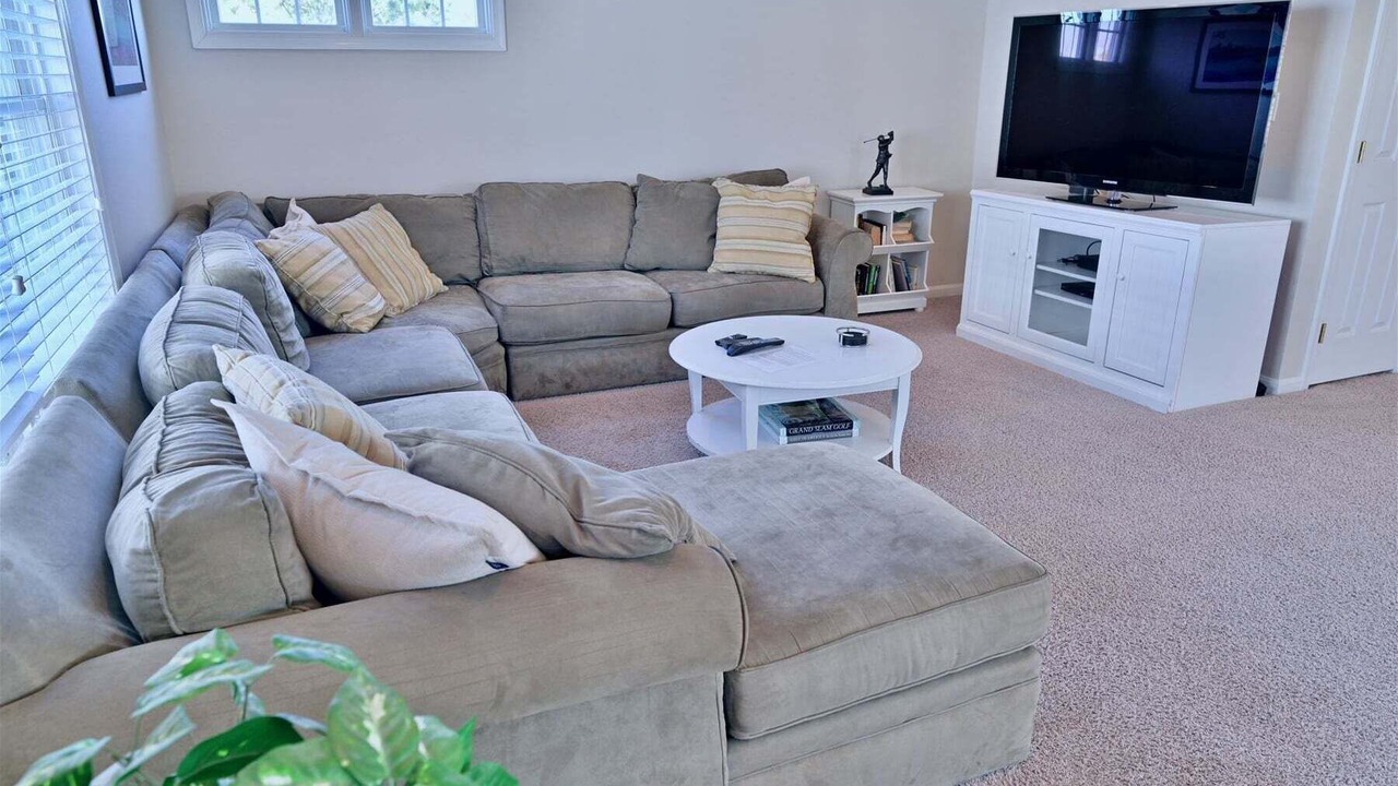 Photo of Livingroom in The Commons