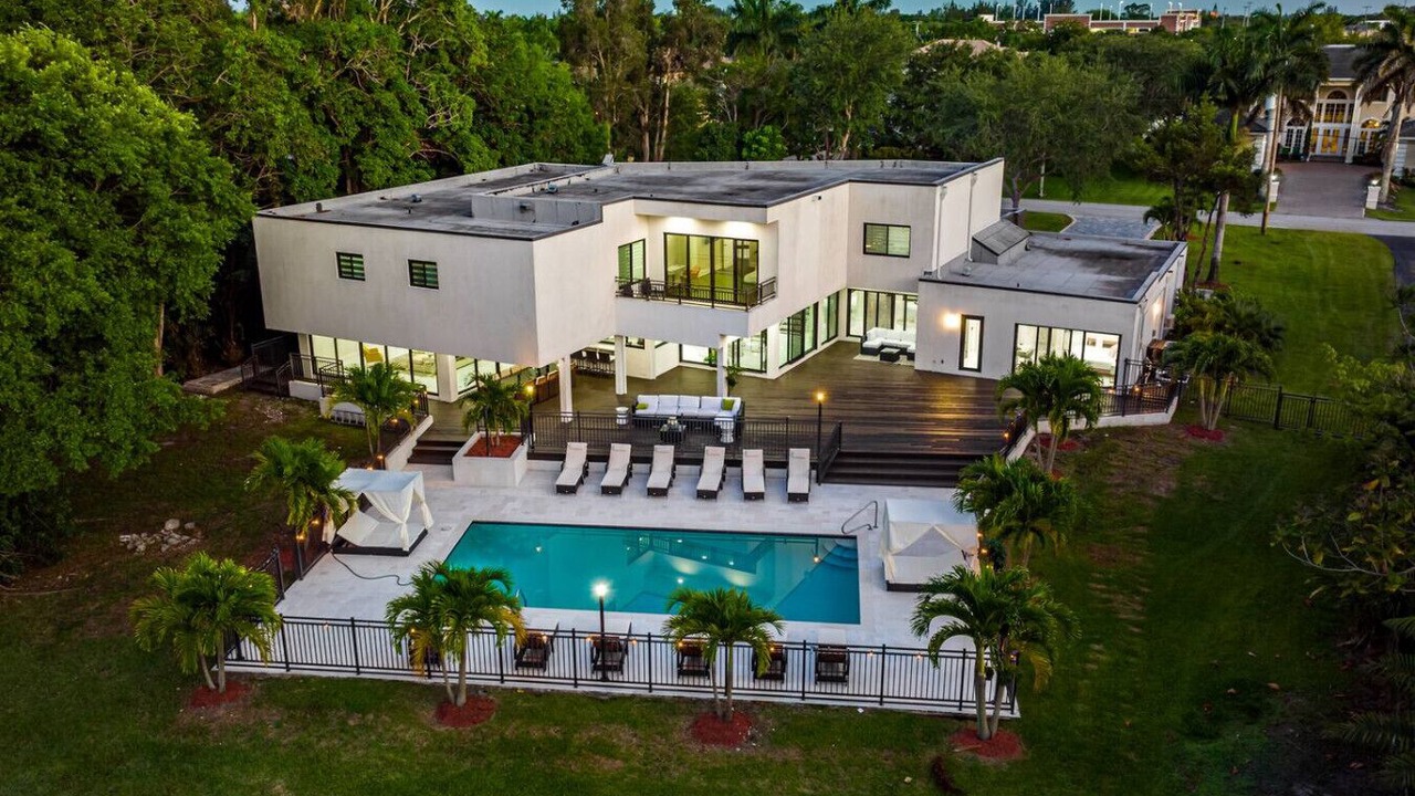 Photo of Outdoor in Plantation