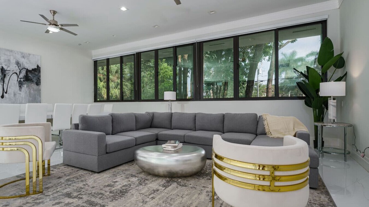 Photo of Livingroom in Plantation