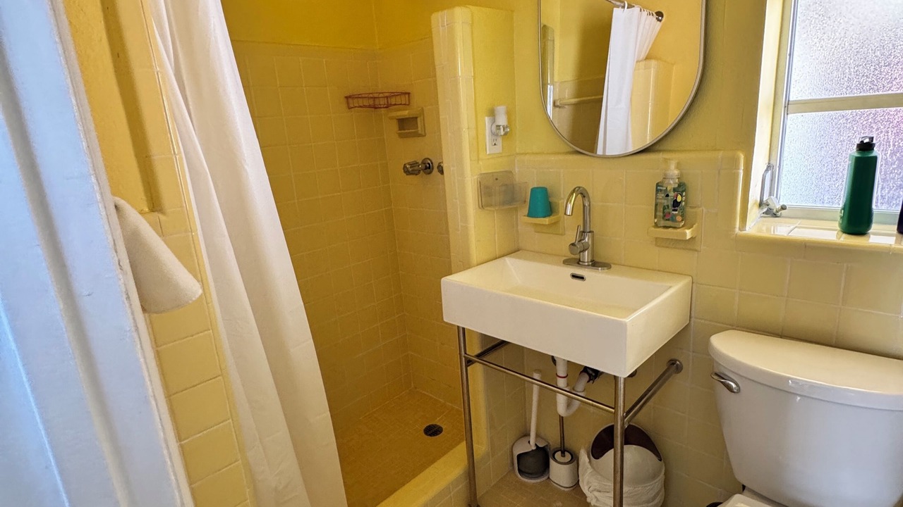 Photo of Bathroom in Poinsettia Heights