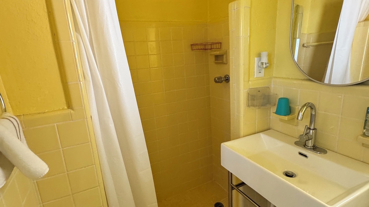 Photo of Bathroom in Poinsettia Heights