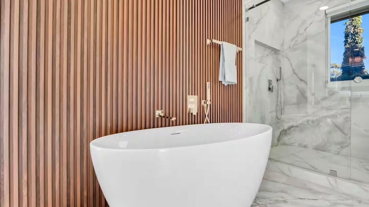 Photo of Bathroom in Southwest Ranches
