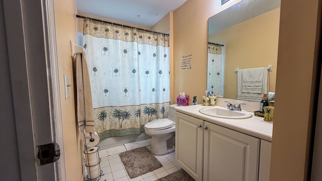 Photo of Bathroom in Miramar