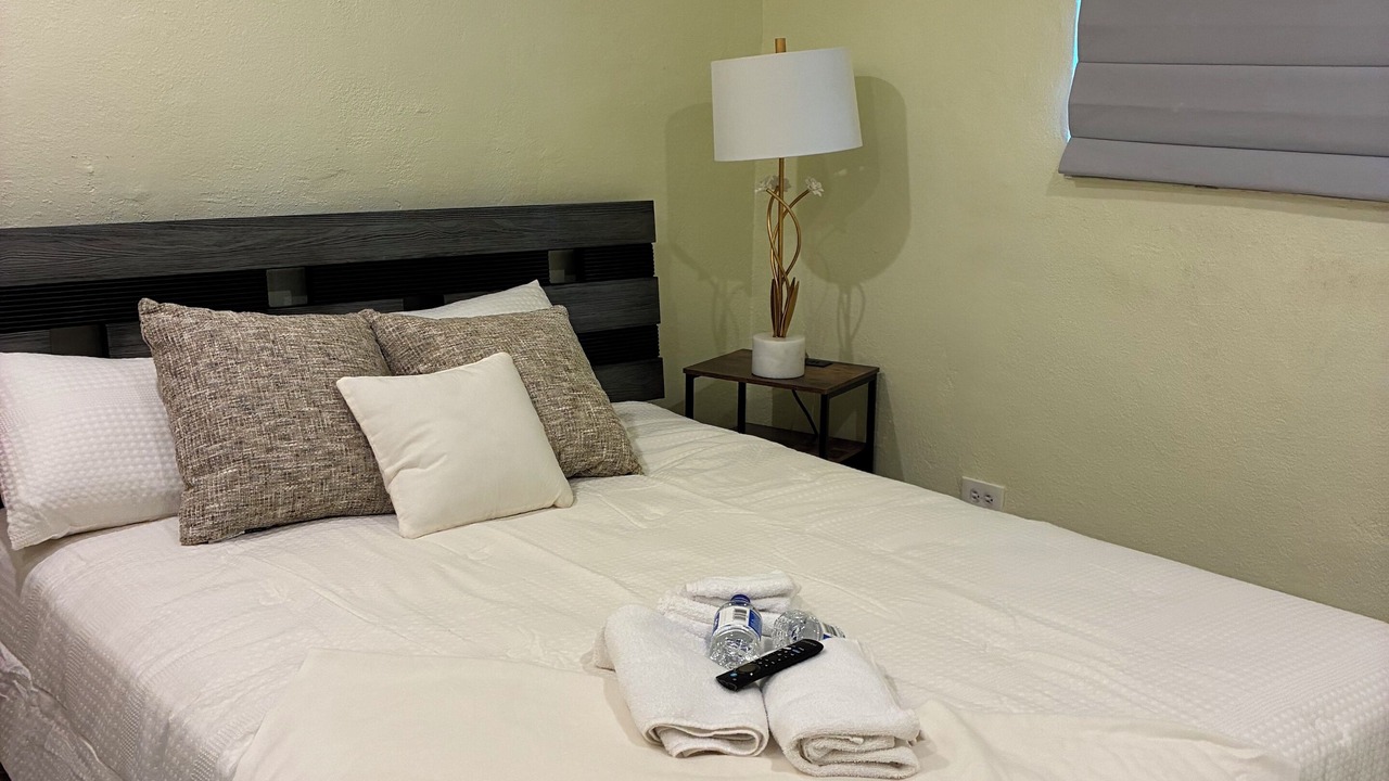 Photo of Bedroom in Davie