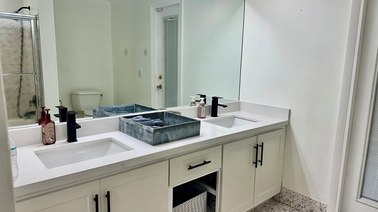 Photo of Bathroom in Coral Springs