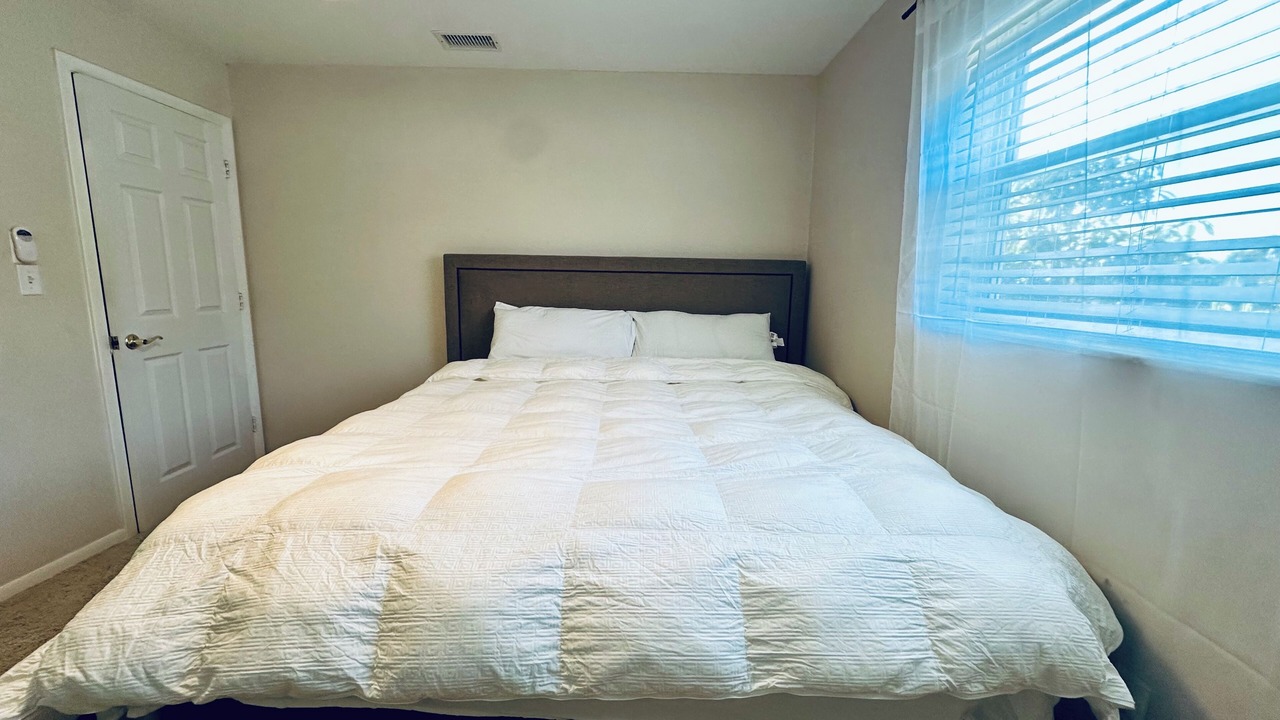 Photo of Bedroom in Coral Springs