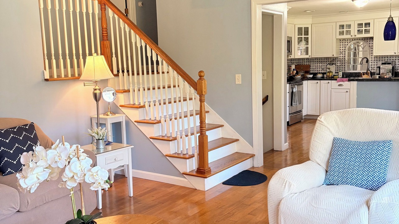Photo of Livingroom in South Yarmouth
