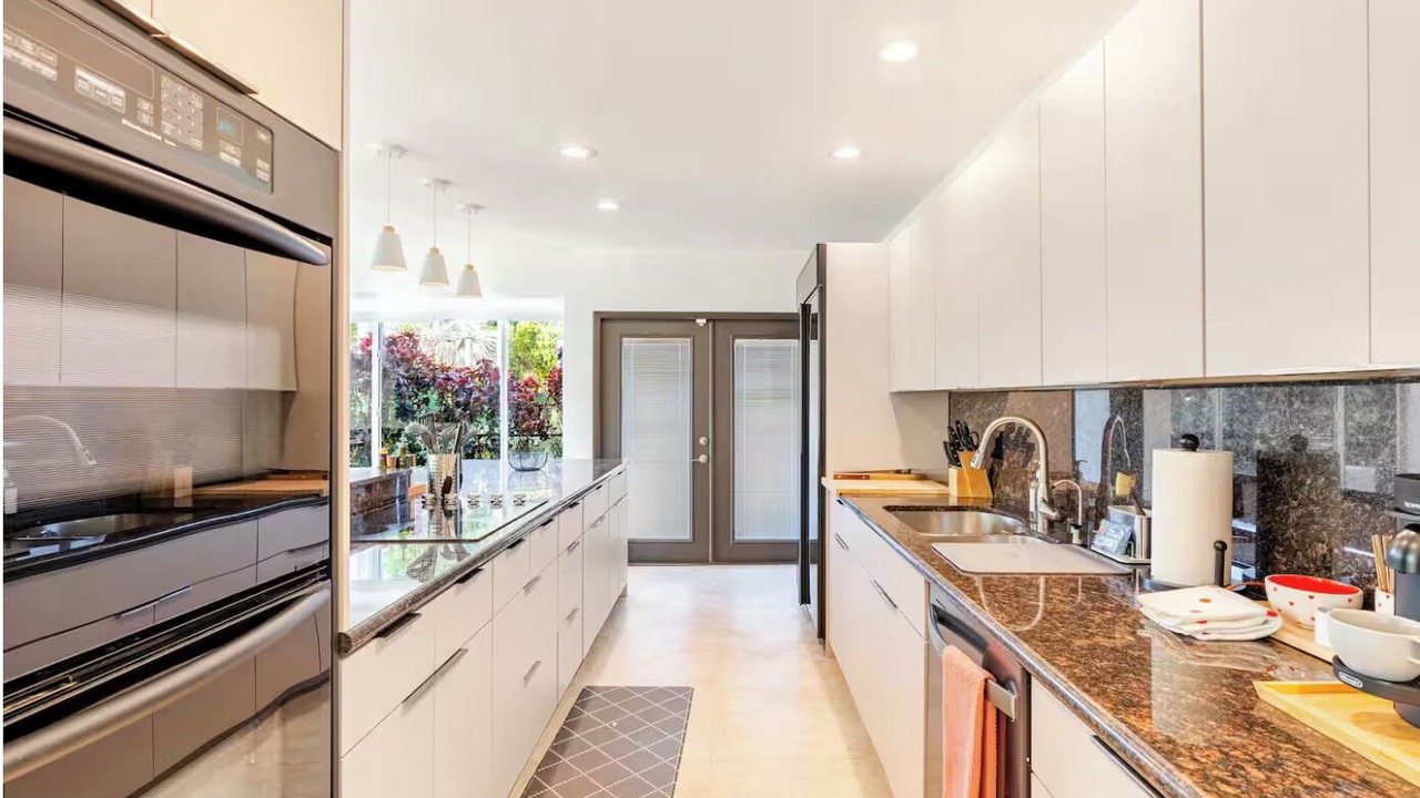 Photo of Kitchen in Hallandale Beach