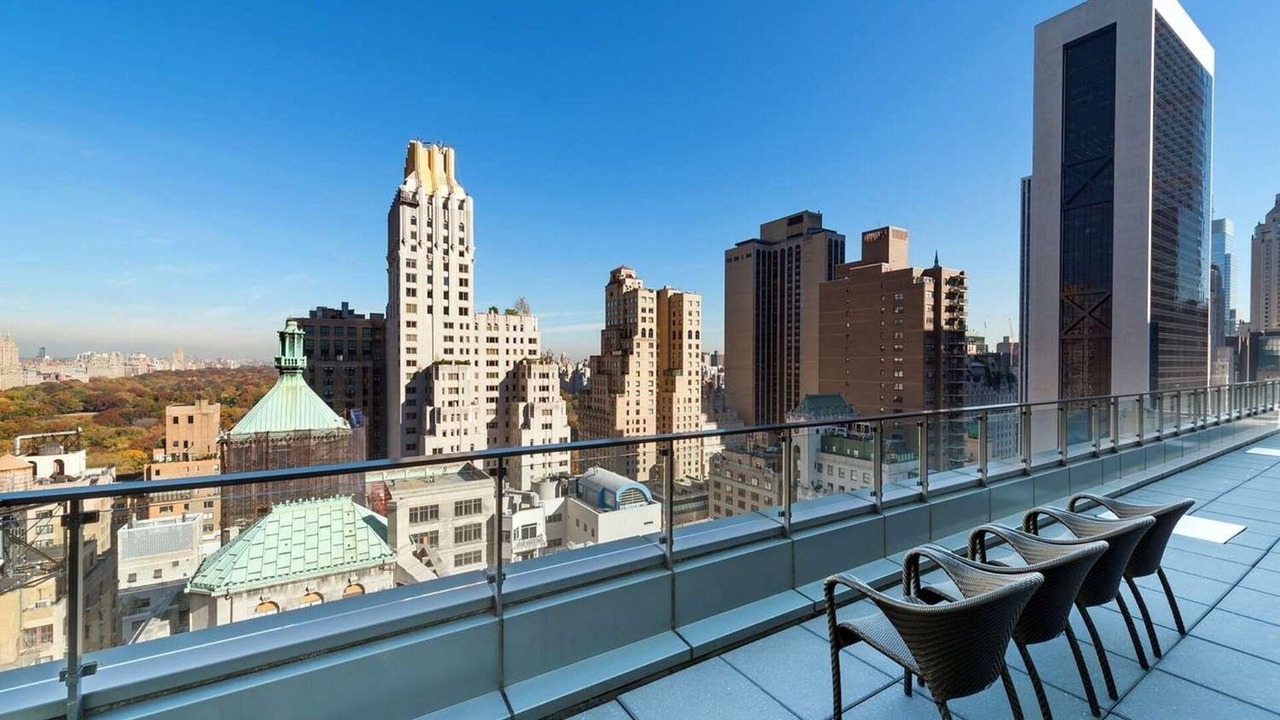 Photo of Outdoor in Central Park South