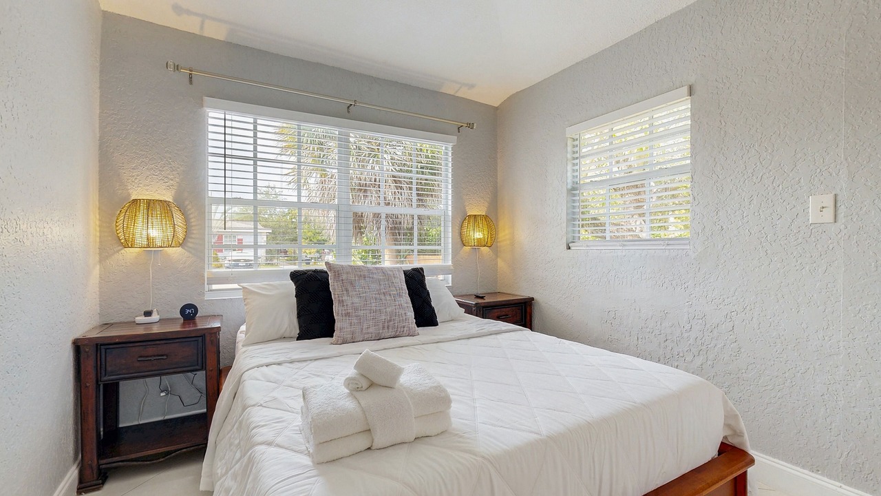Photo of Bedroom in Middle River Terrace