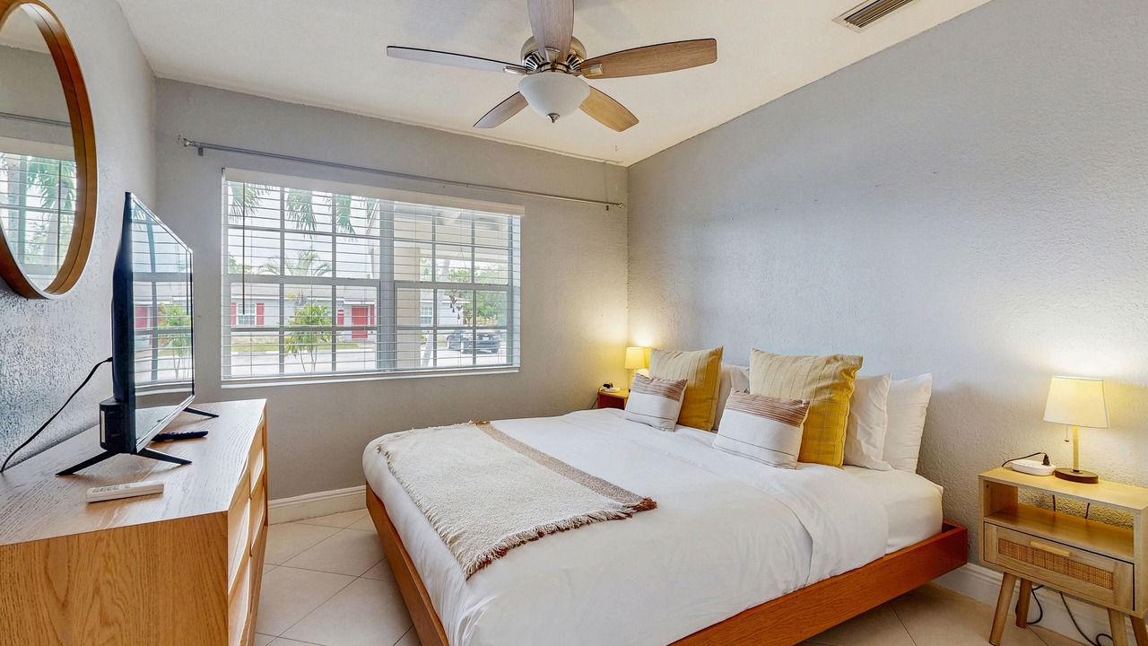Photo of Bedroom in Middle River Terrace