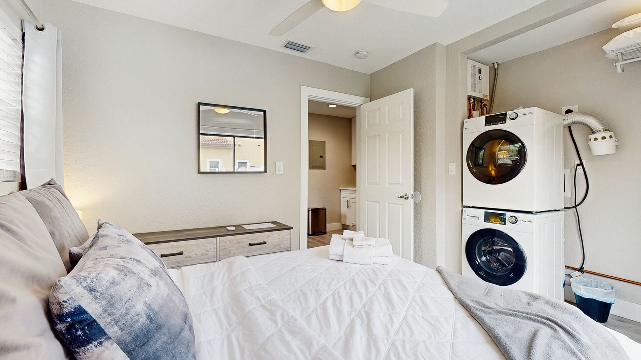Photo of Bedroom in Middle River Terrace