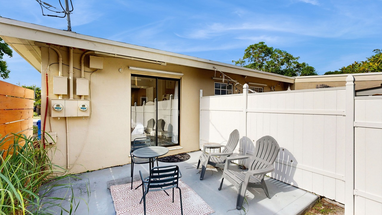Photo of Outdoor in Middle River Terrace
