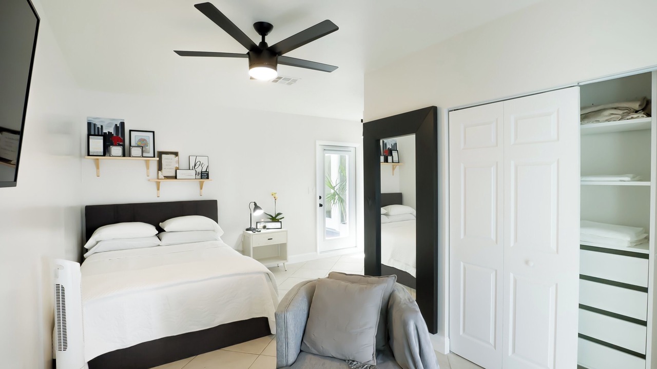 Photo of Bedroom in Hollywood
