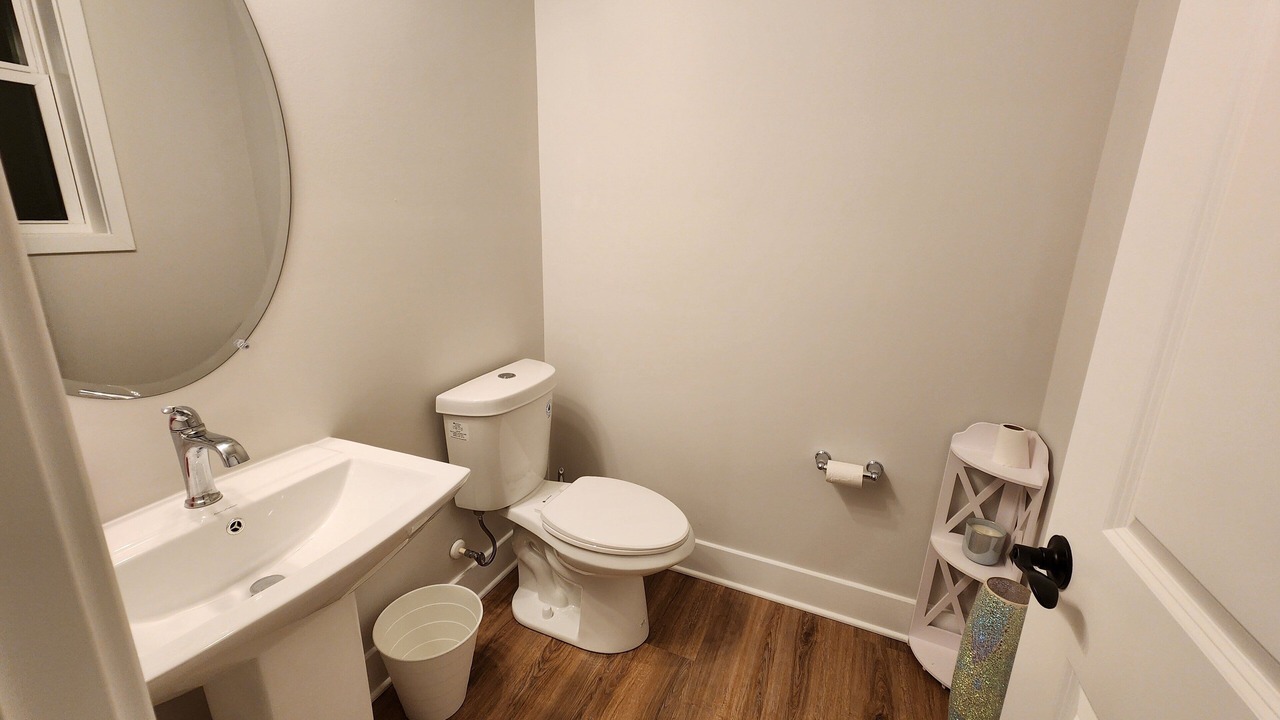 Photo of Bathroom in Parole
