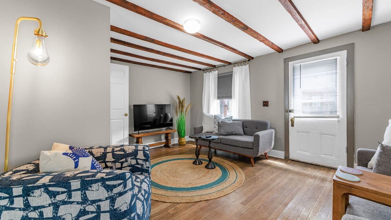 Photo of Livingroom in Chesapeake City