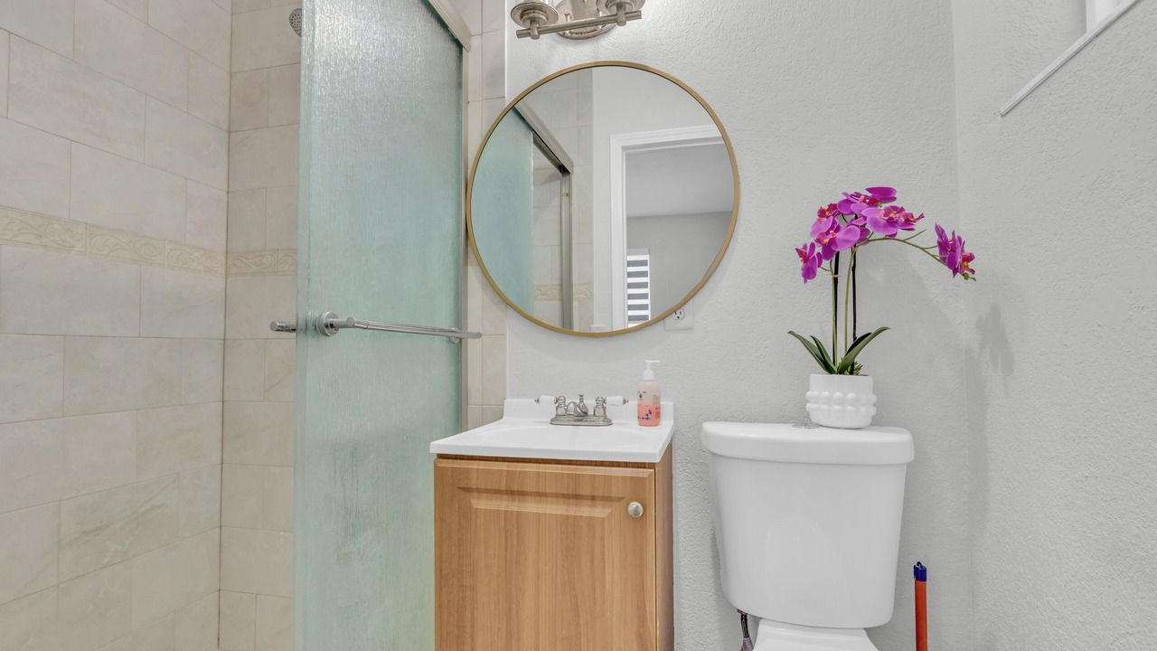 Photo of Bathroom in Miami Gardens