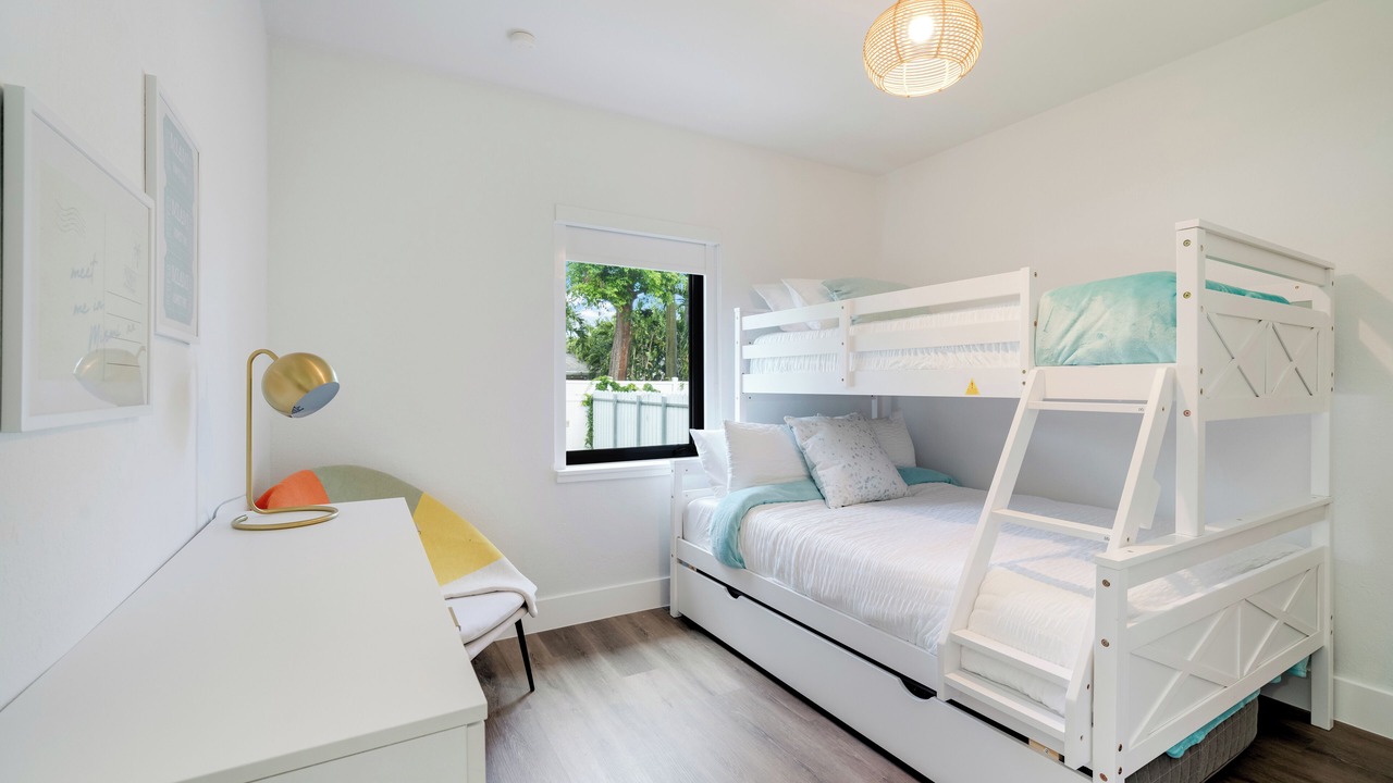 Photo of Bedroom in Miami Shores