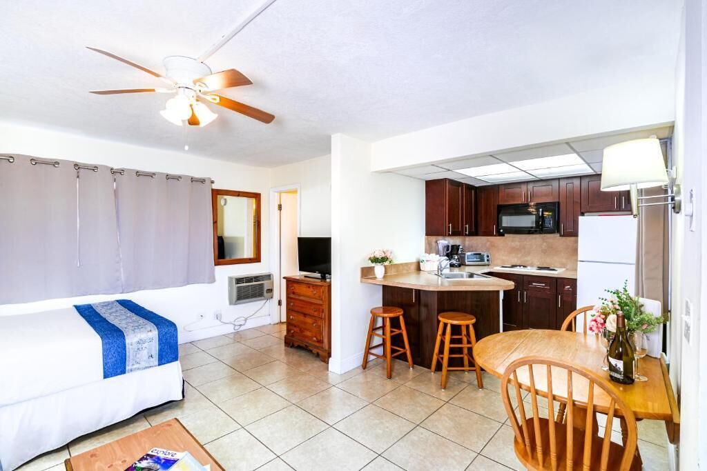 Photo of Bedroom in Deerfield Beach