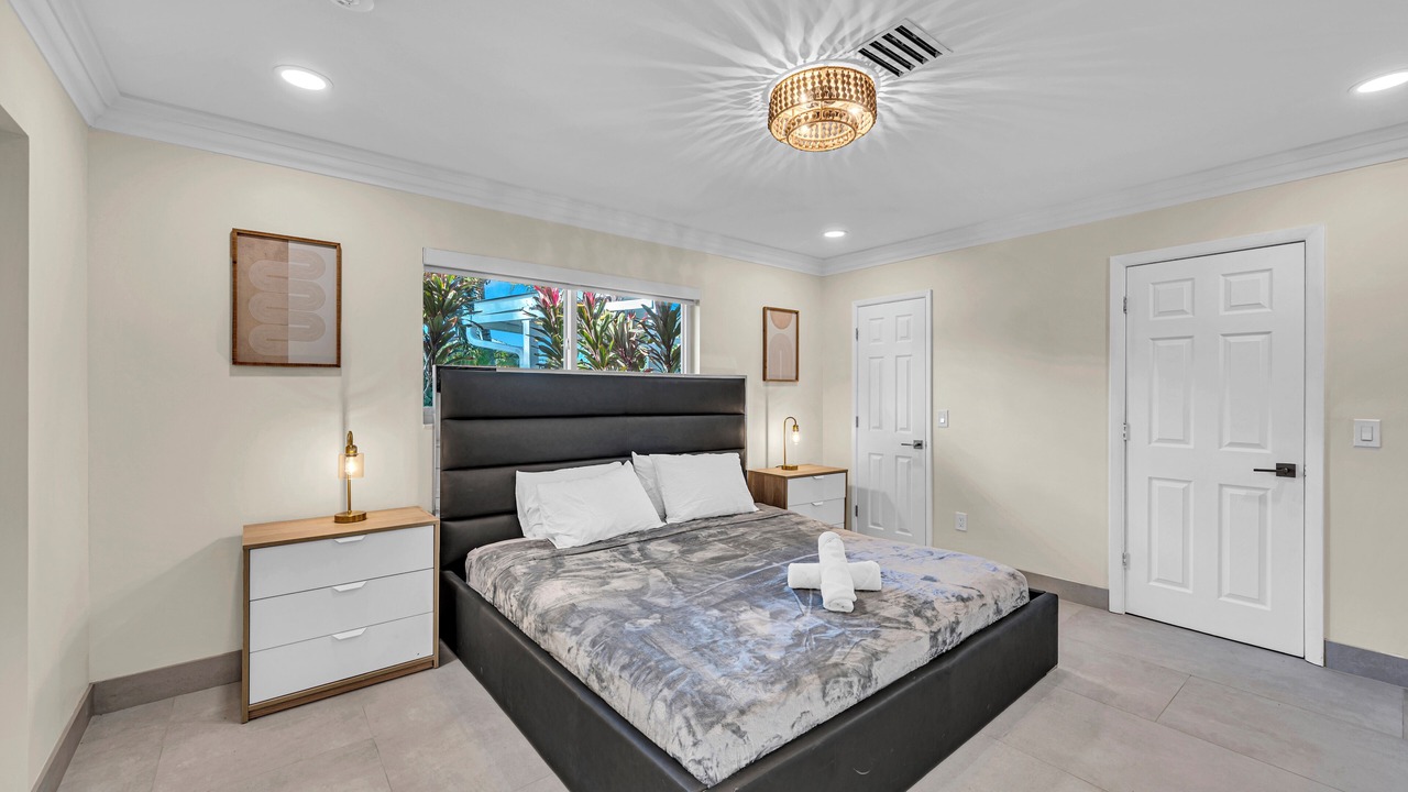 Photo of Bedroom in Garden Isles