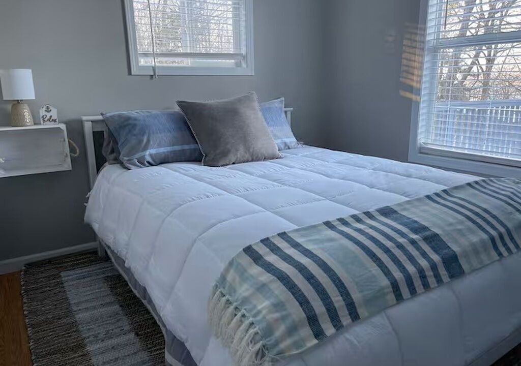 Photo of Bedroom in Town of Ledyard