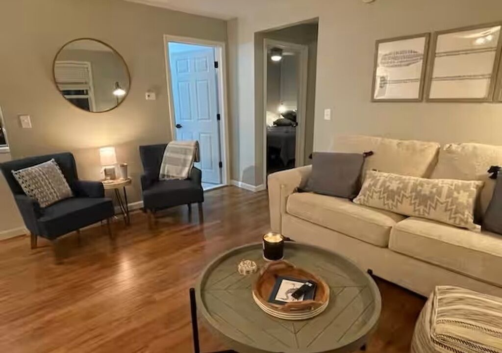 Photo of Livingroom in Town of Ledyard