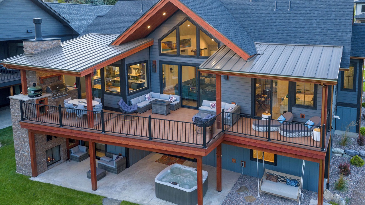 Photo of Patio Balcony in Columbia Falls