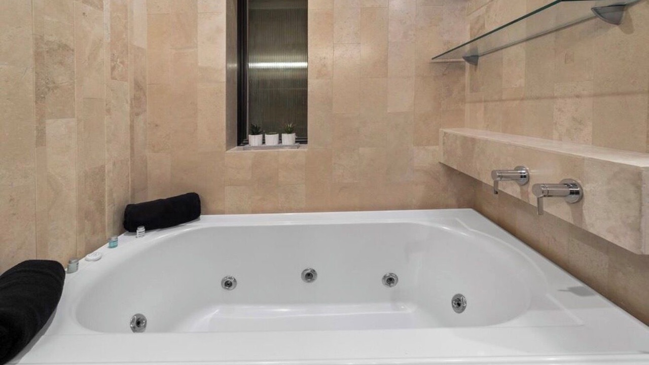 Photo of Bathroom in Hollywood Hills West