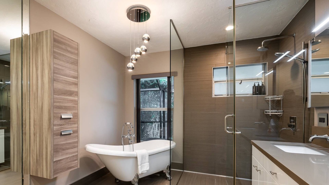 Photo of Bathroom in Ojus