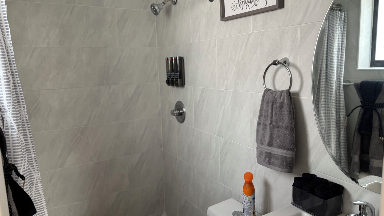 Photo of Bathroom in Miami Gardens
