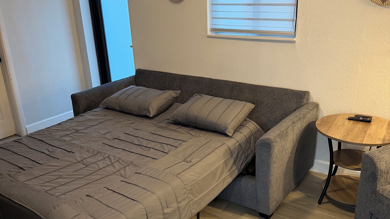 Photo of Bedroom in Miami Gardens