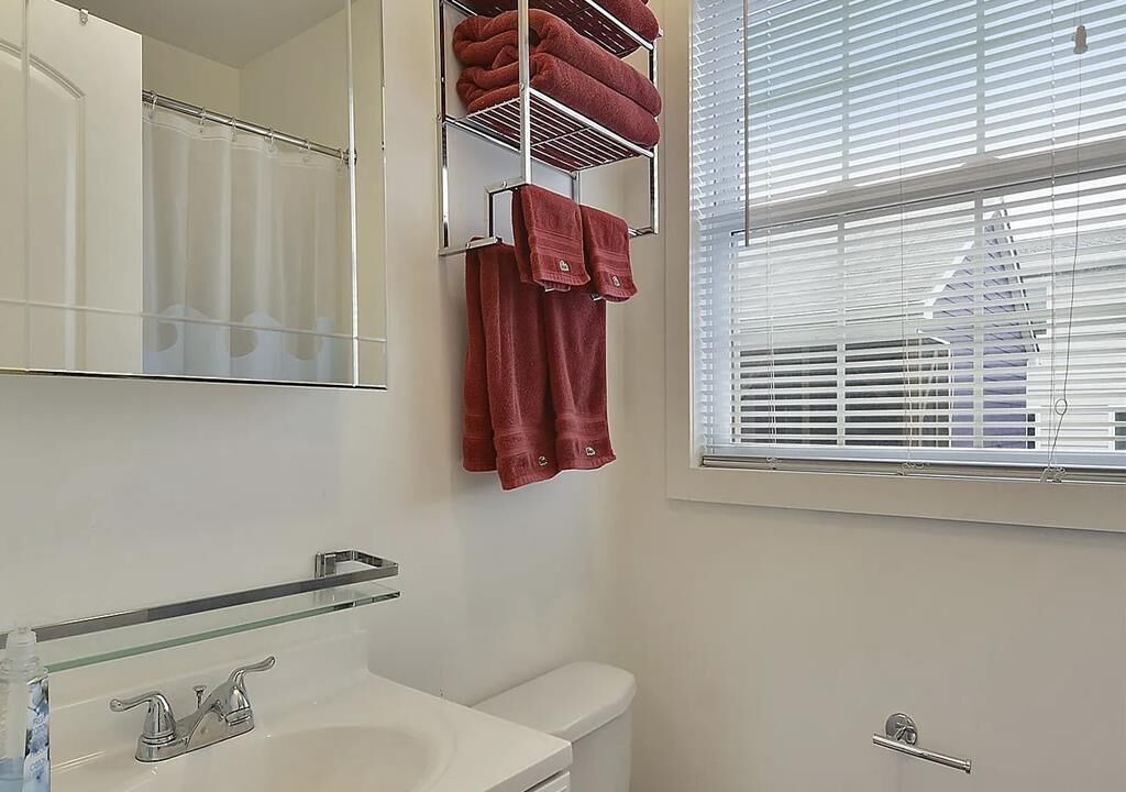 Photo of Bathroom in Sandpiper Pines