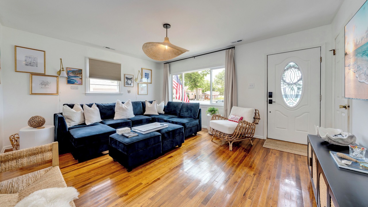 Photo of Livingroom in Lower Township