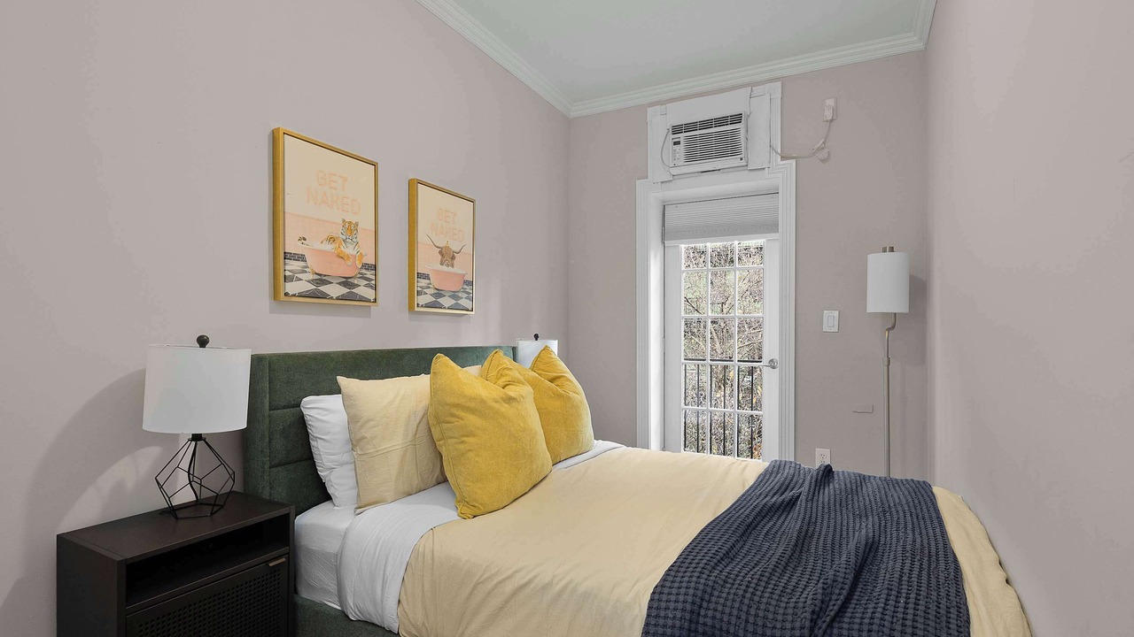 Photo of Bedroom in Peter Cooper Village