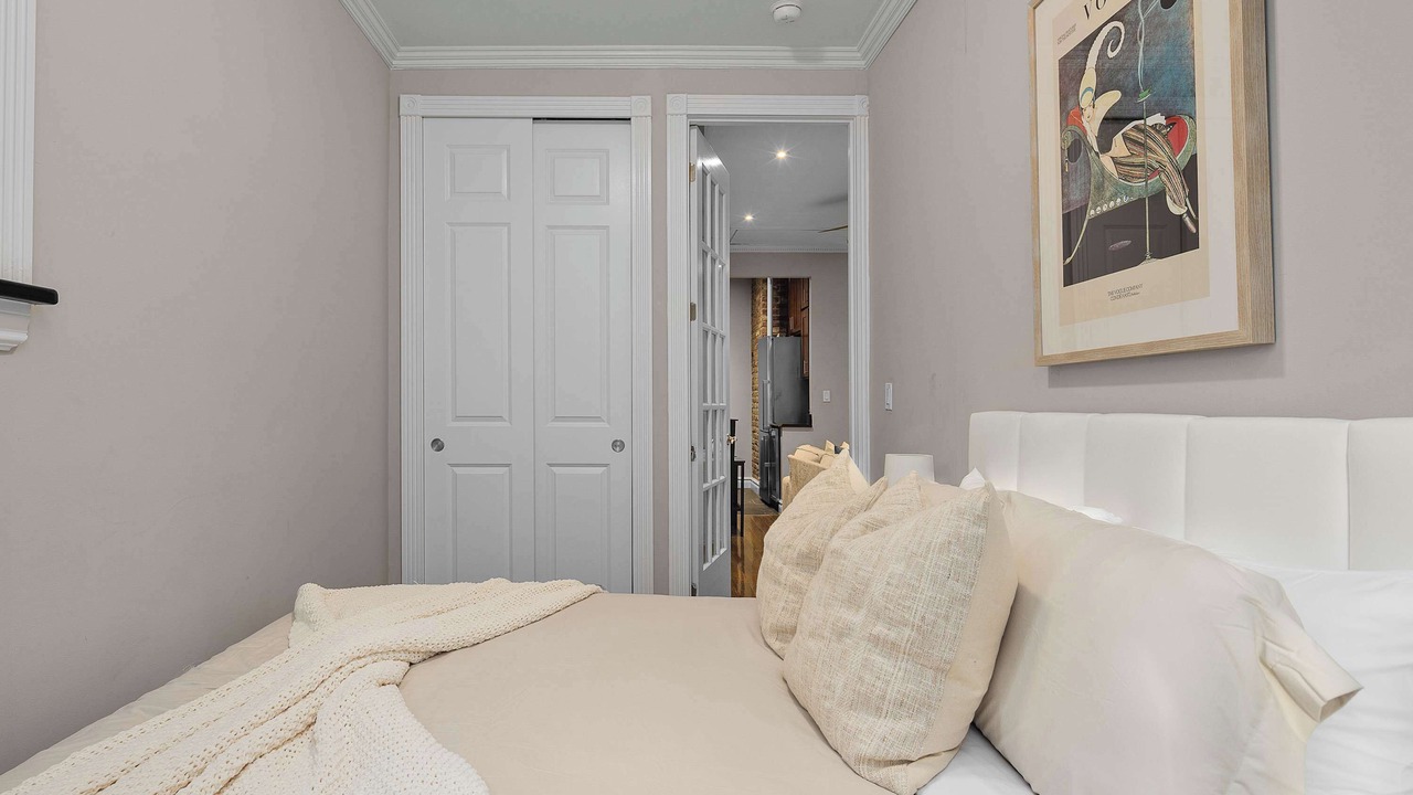 Photo of Bedroom in Peter Cooper Village