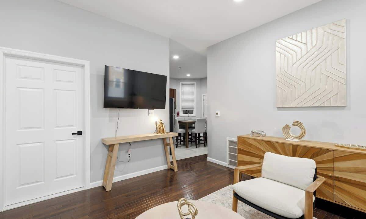 Photo of Bedroom in McGinley Square