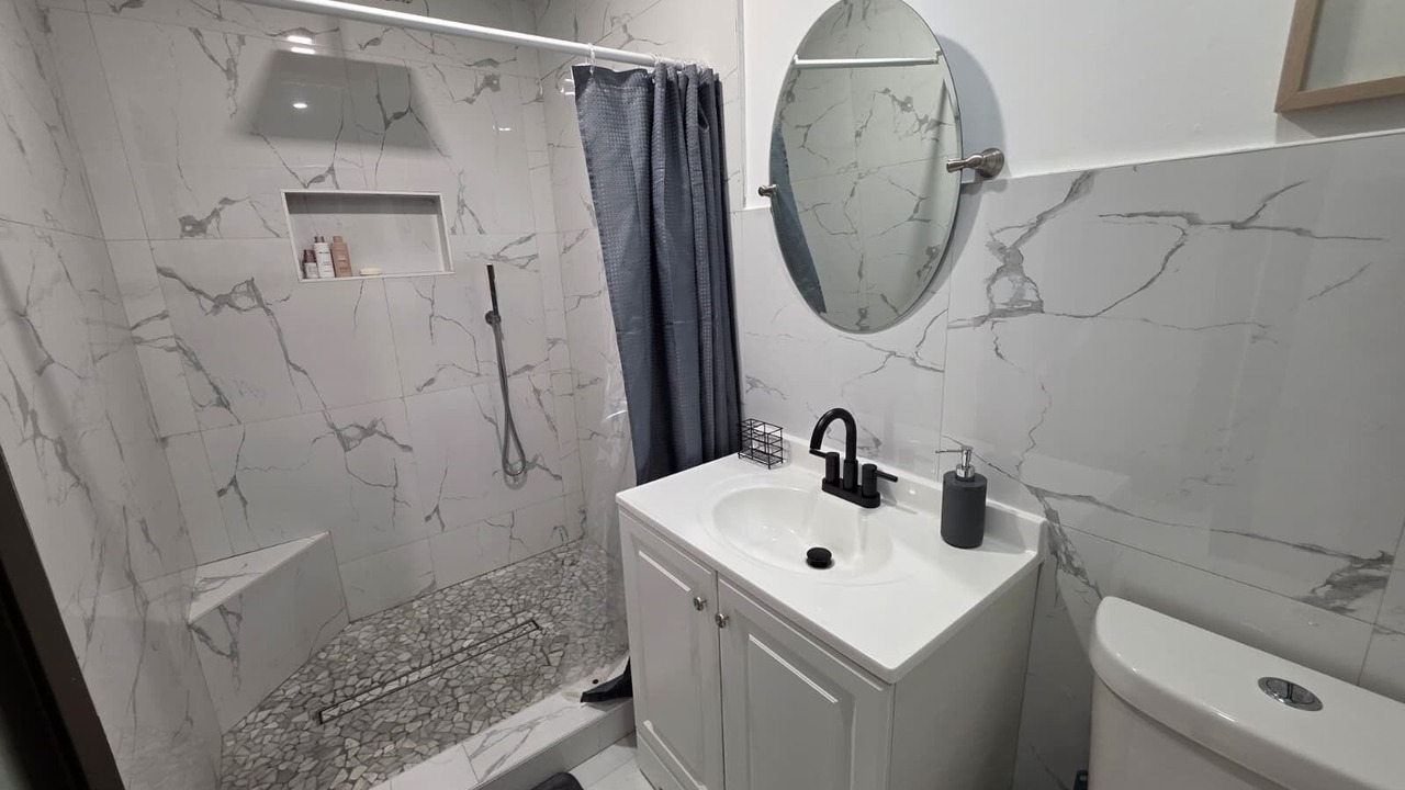Photo of Bathroom in Driftwood