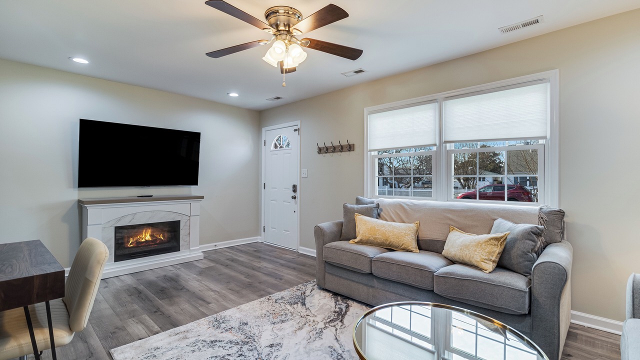 Photo of Livingroom in Leonardtown