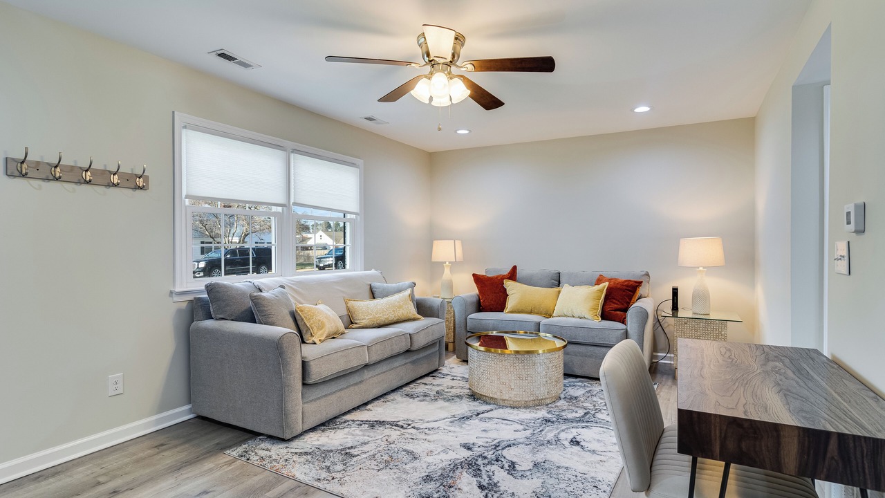 Photo of Livingroom in Leonardtown